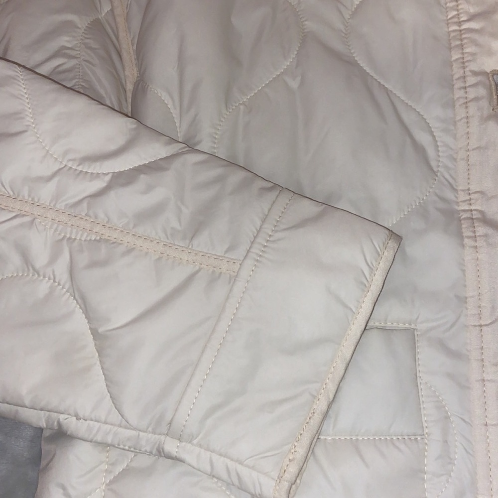 Abercrombie jacket - Picture 8 of 8